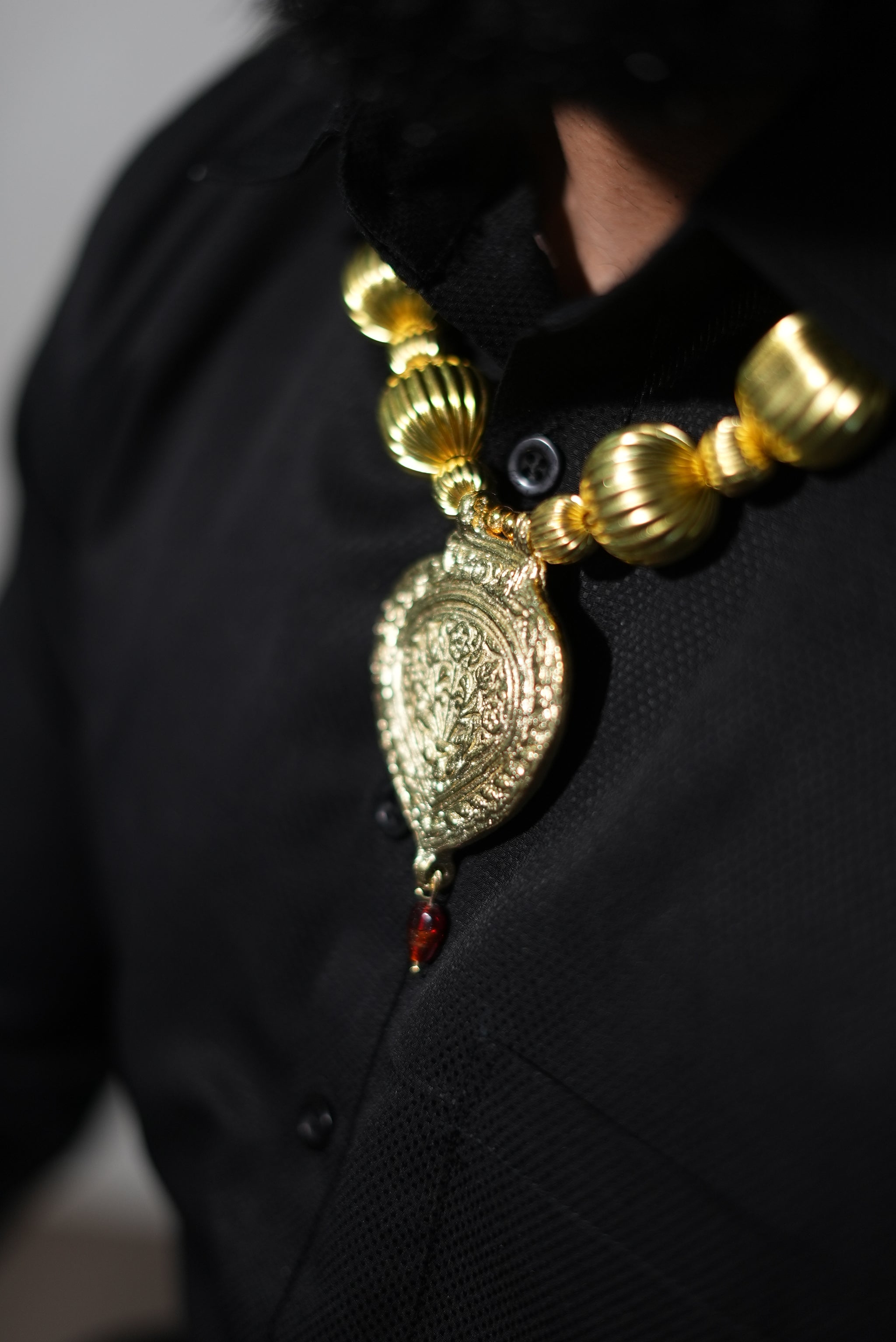 Gold Kaintha – Pagh Vala - Main Image